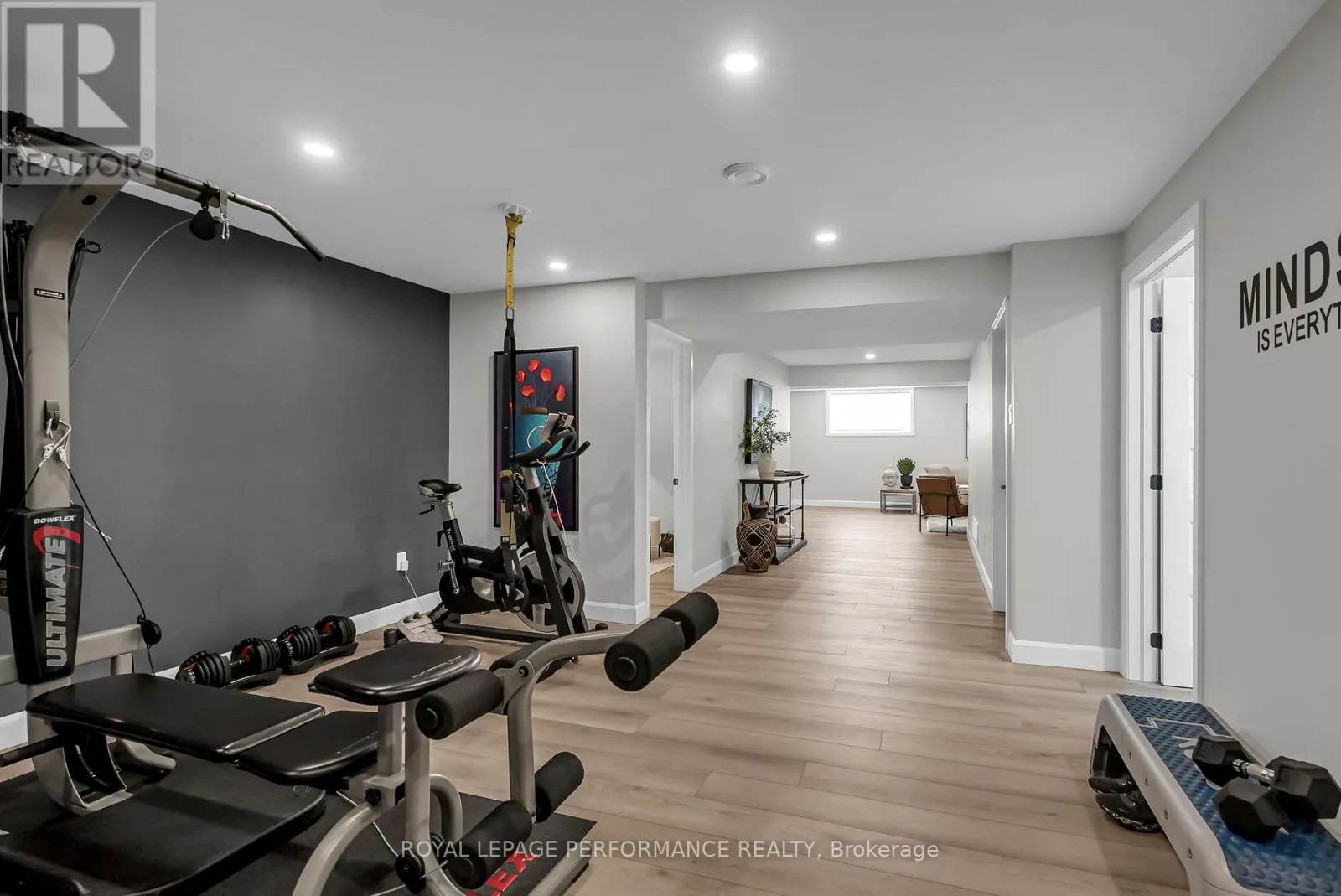 4 MATTHEW KIERAN CRESCENT
