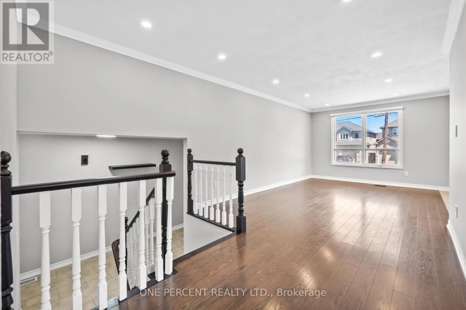 364 RED OAK AVENUE