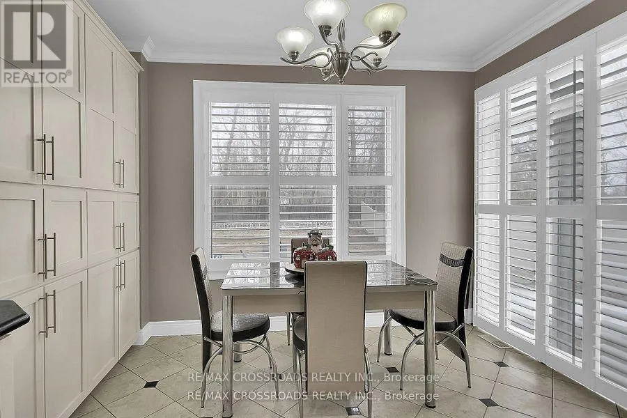 10 TIERNEY DRIVE