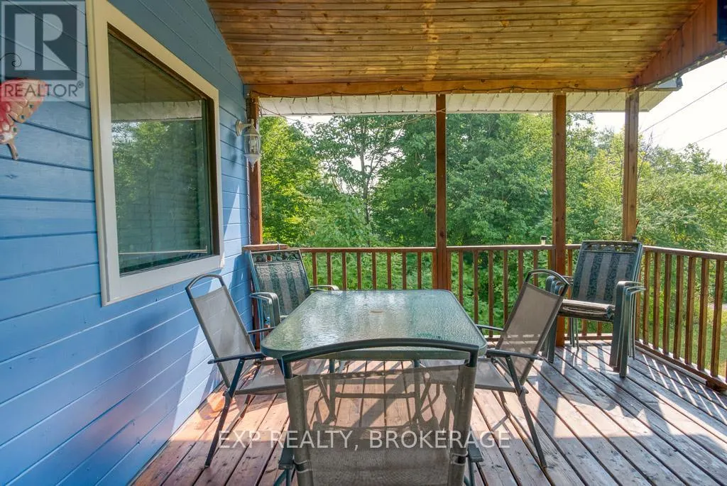 1036 ROSSLAND LANE