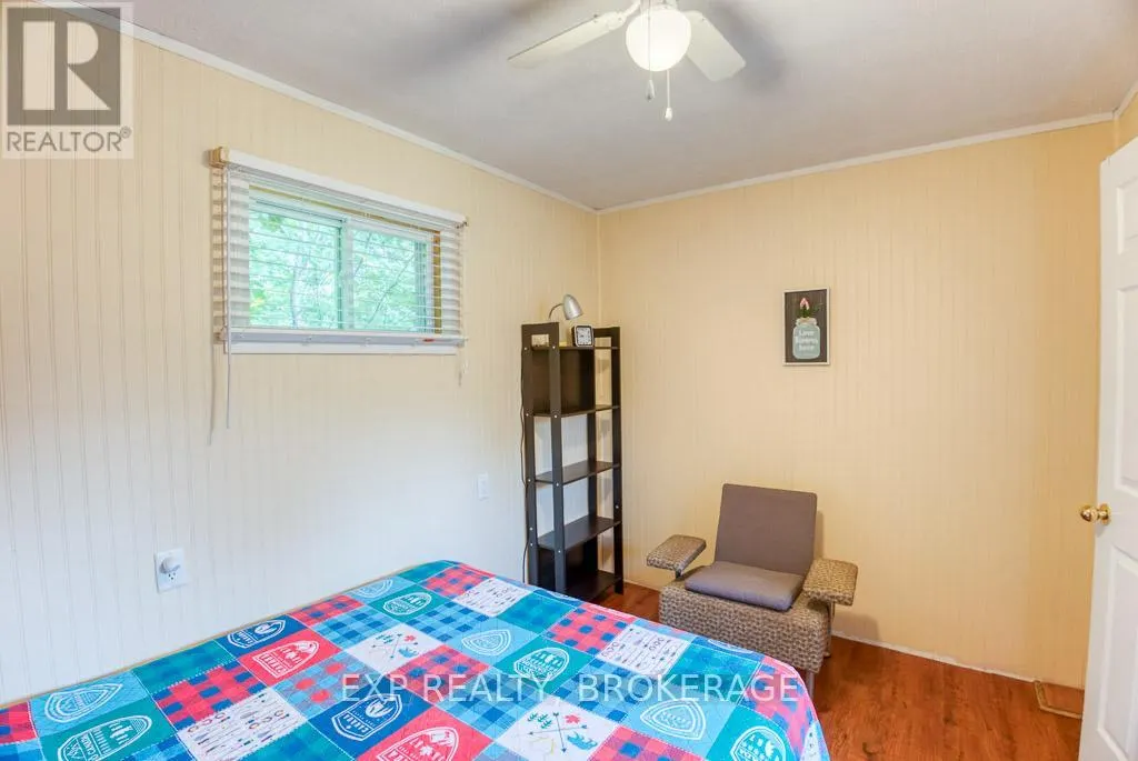 1036 ROSSLAND LANE