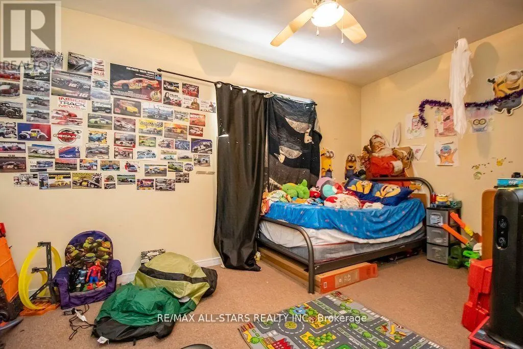 833 CRAWFORD DRIVE