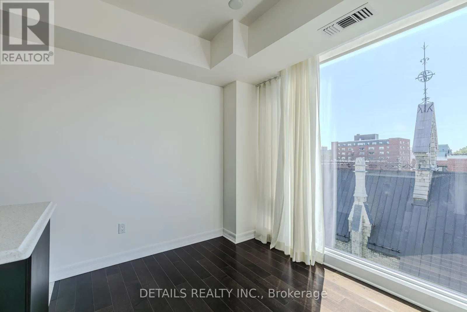 #717 - 238 BESSERER STREET