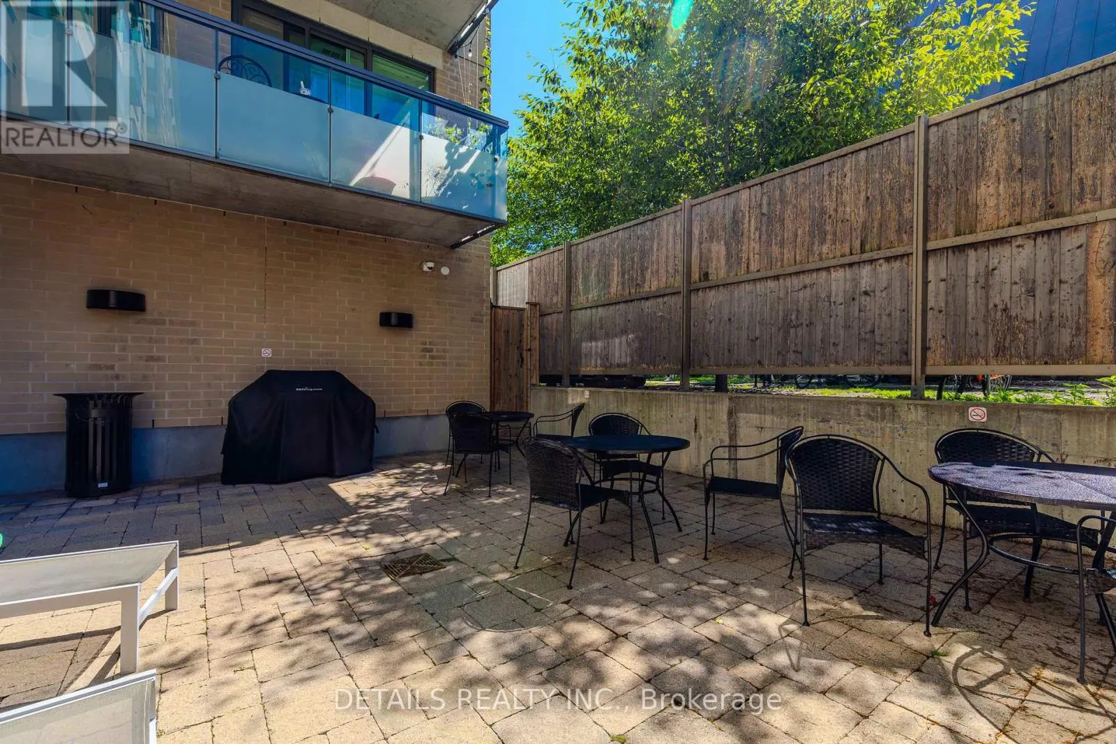 #717 - 238 BESSERER STREET