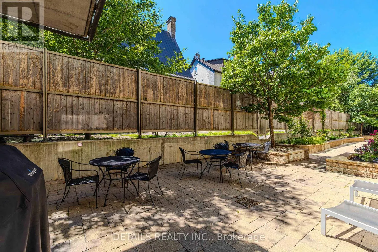 #717 - 238 BESSERER STREET
