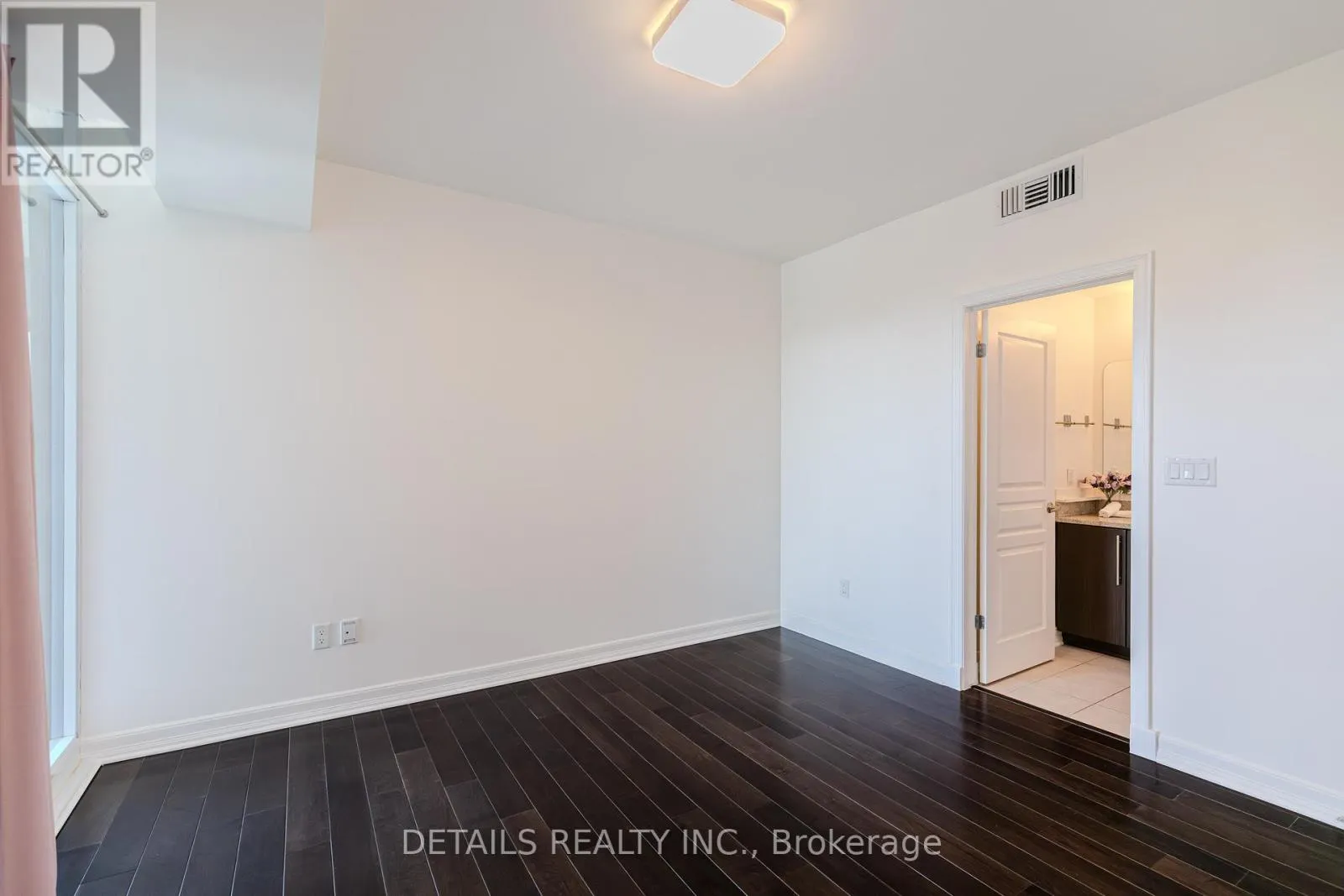 #717 - 238 BESSERER STREET