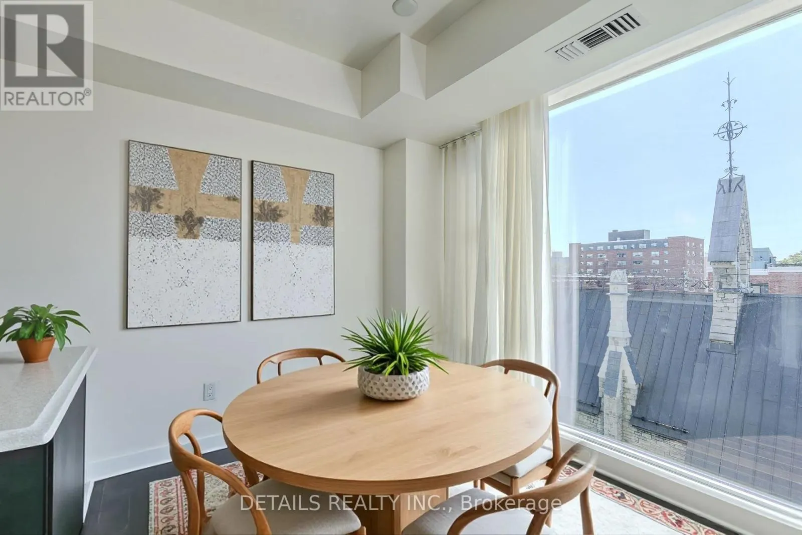 #717 - 238 BESSERER STREET