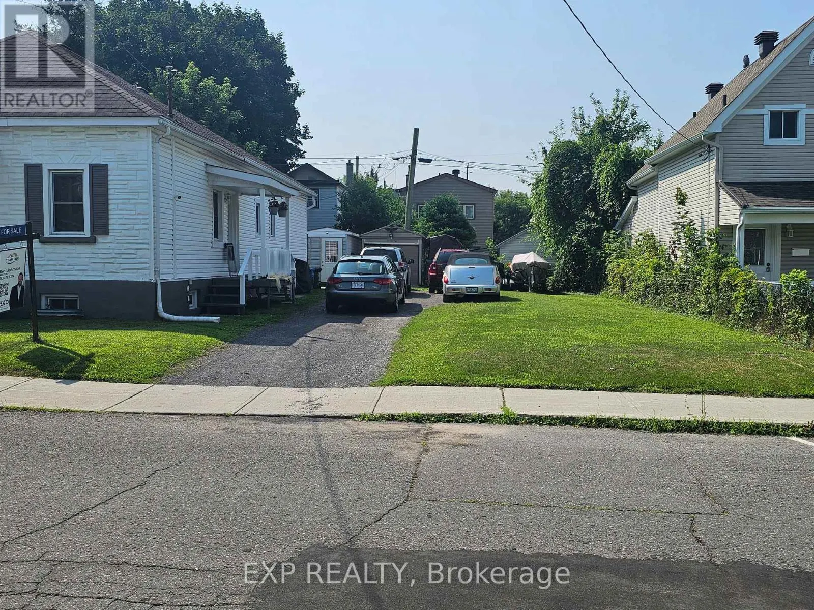 228 CARILLON STREET