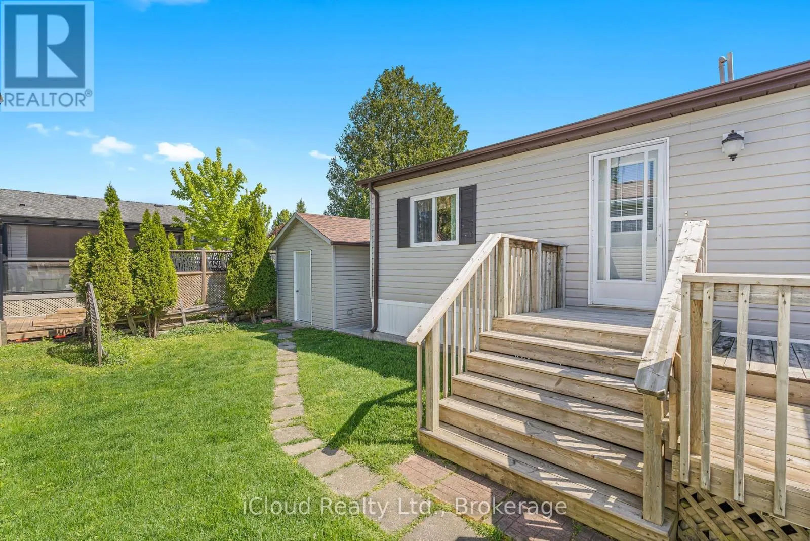 2 TRILLIUM BEACH DRIVE