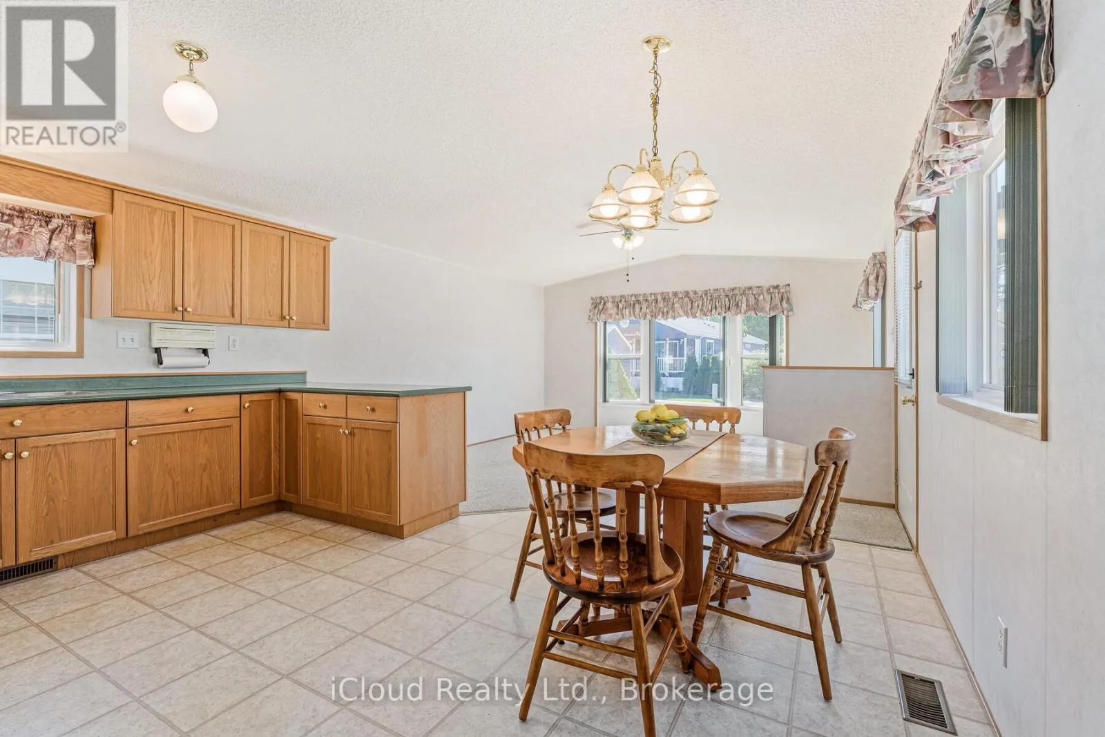 2 TRILLIUM BEACH DRIVE