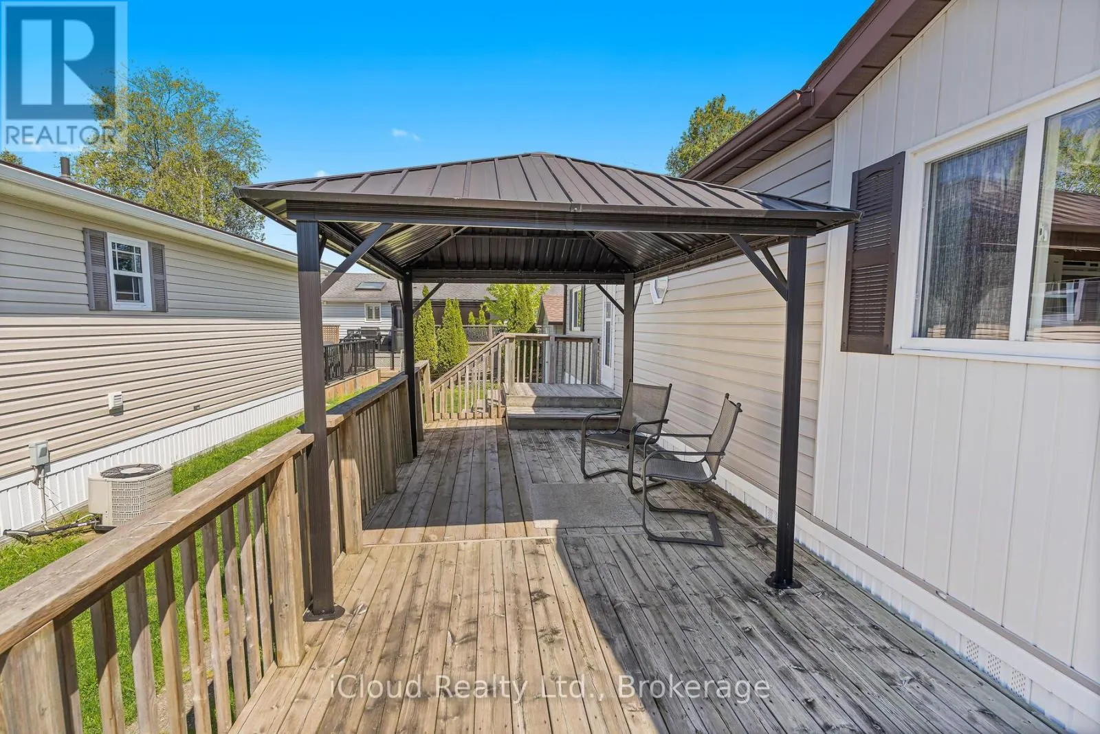 2 TRILLIUM BEACH DRIVE