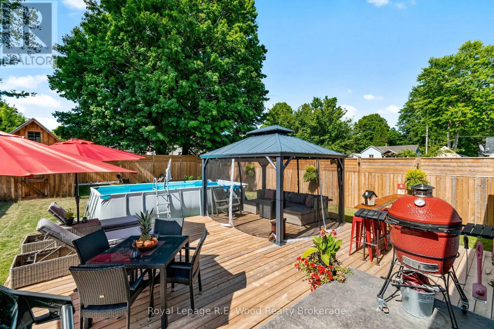 16.5 NORTH COURT STREET W