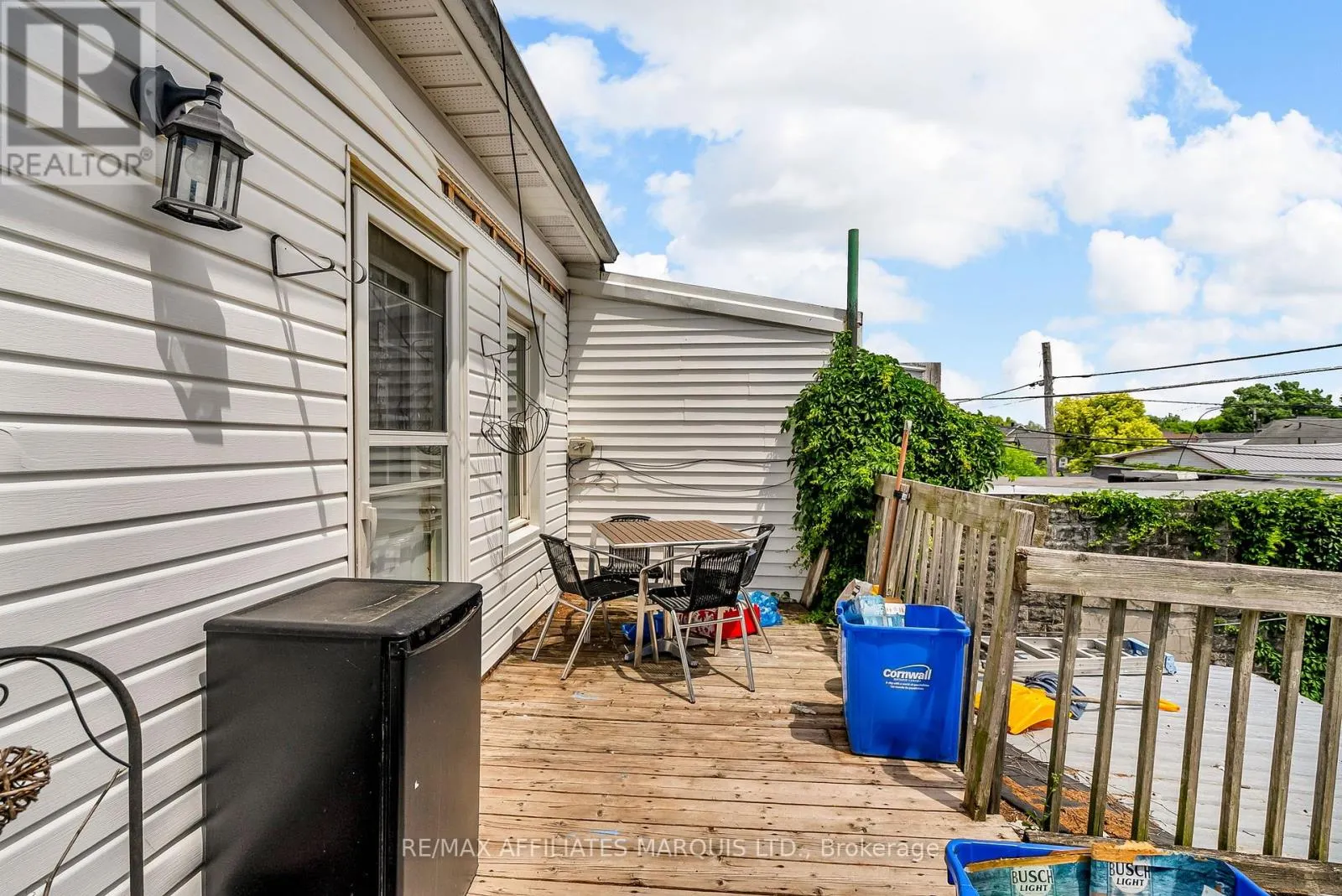 111 MONTREAL ROAD