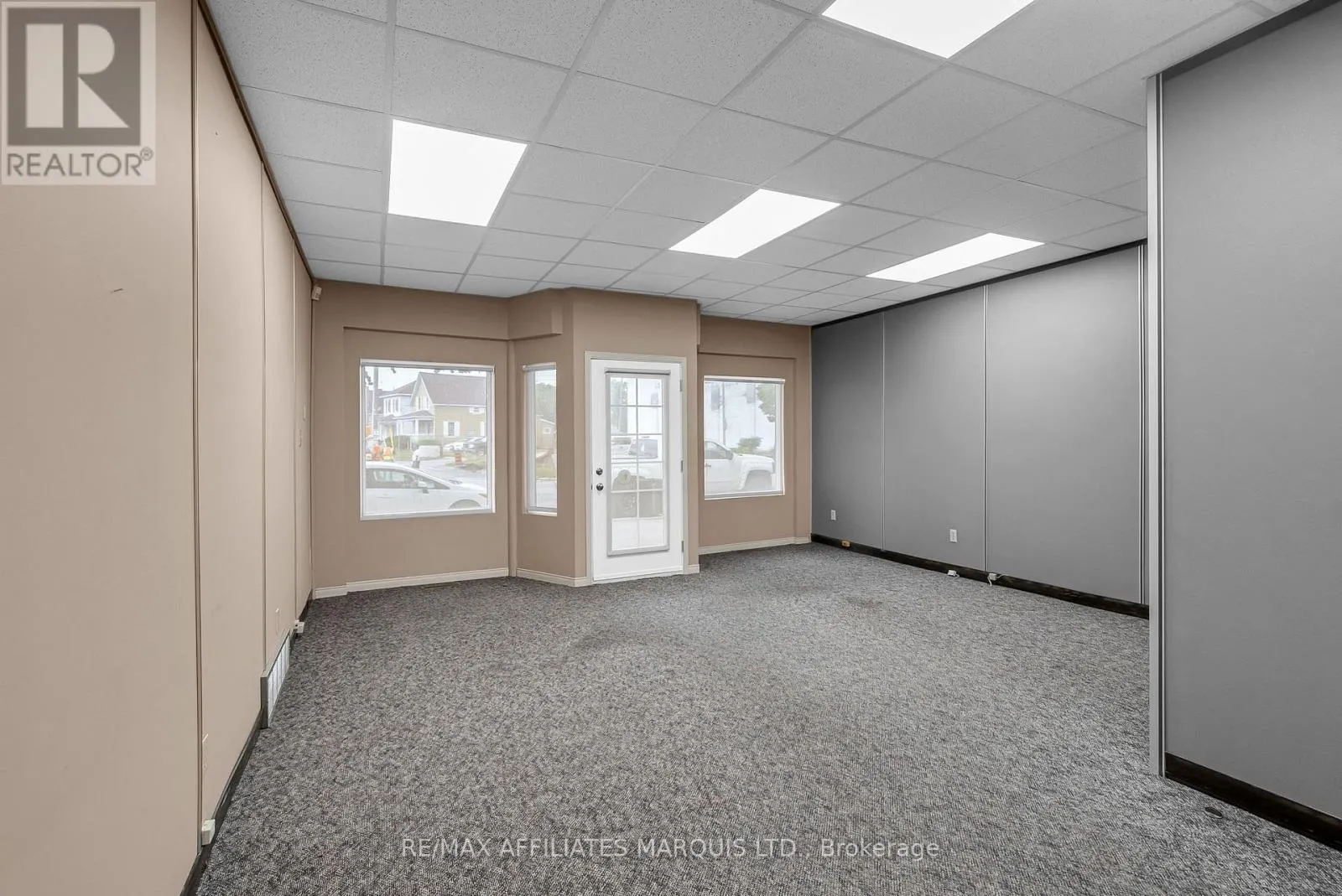 111 MONTREAL ROAD
