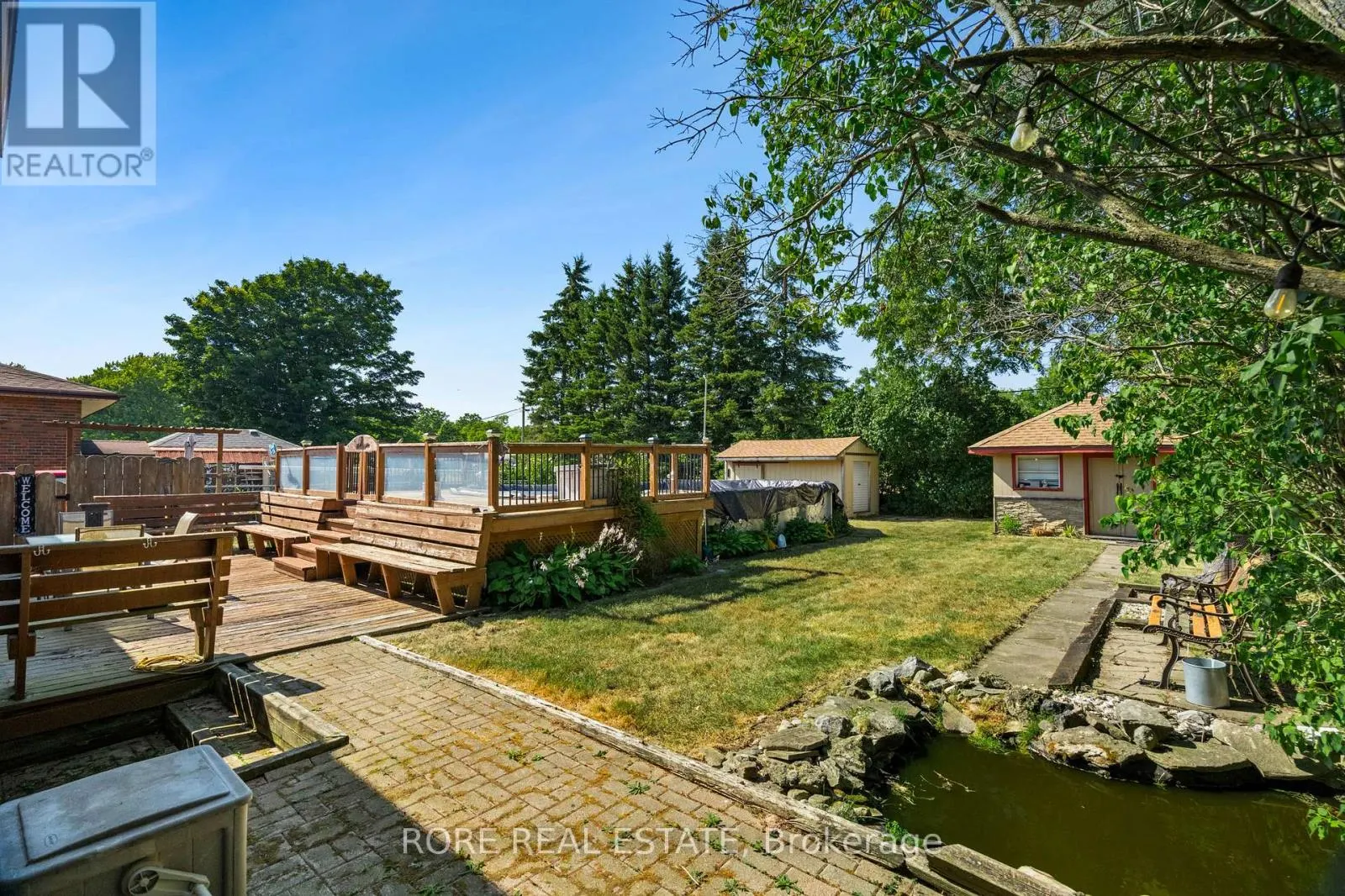 497 CLARENCE STREET W