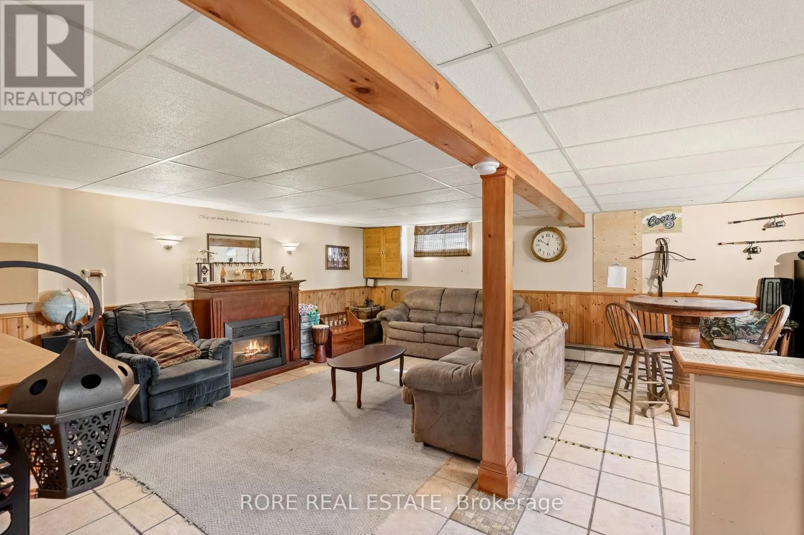 497 CLARENCE STREET W