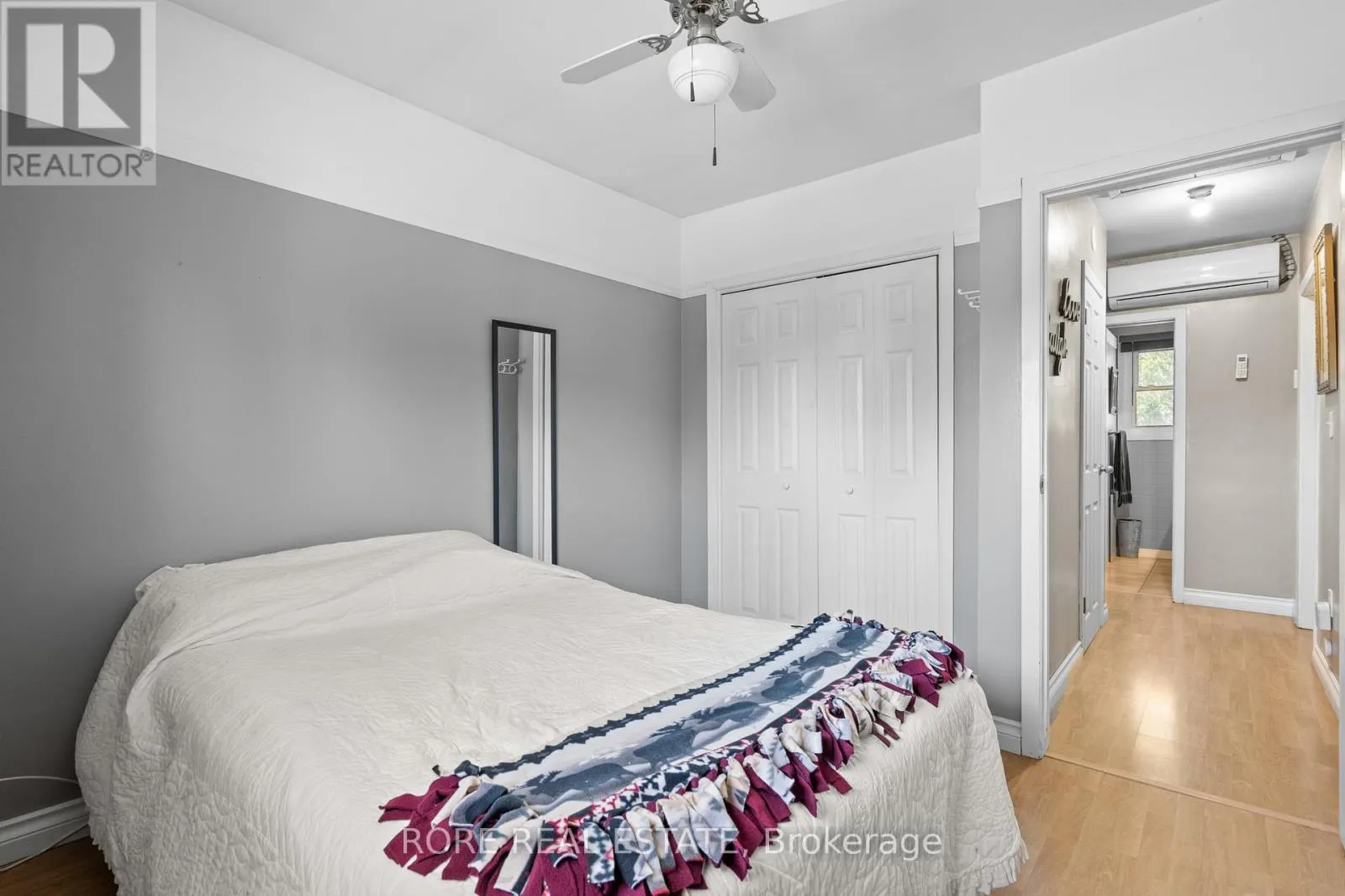 497 CLARENCE STREET W