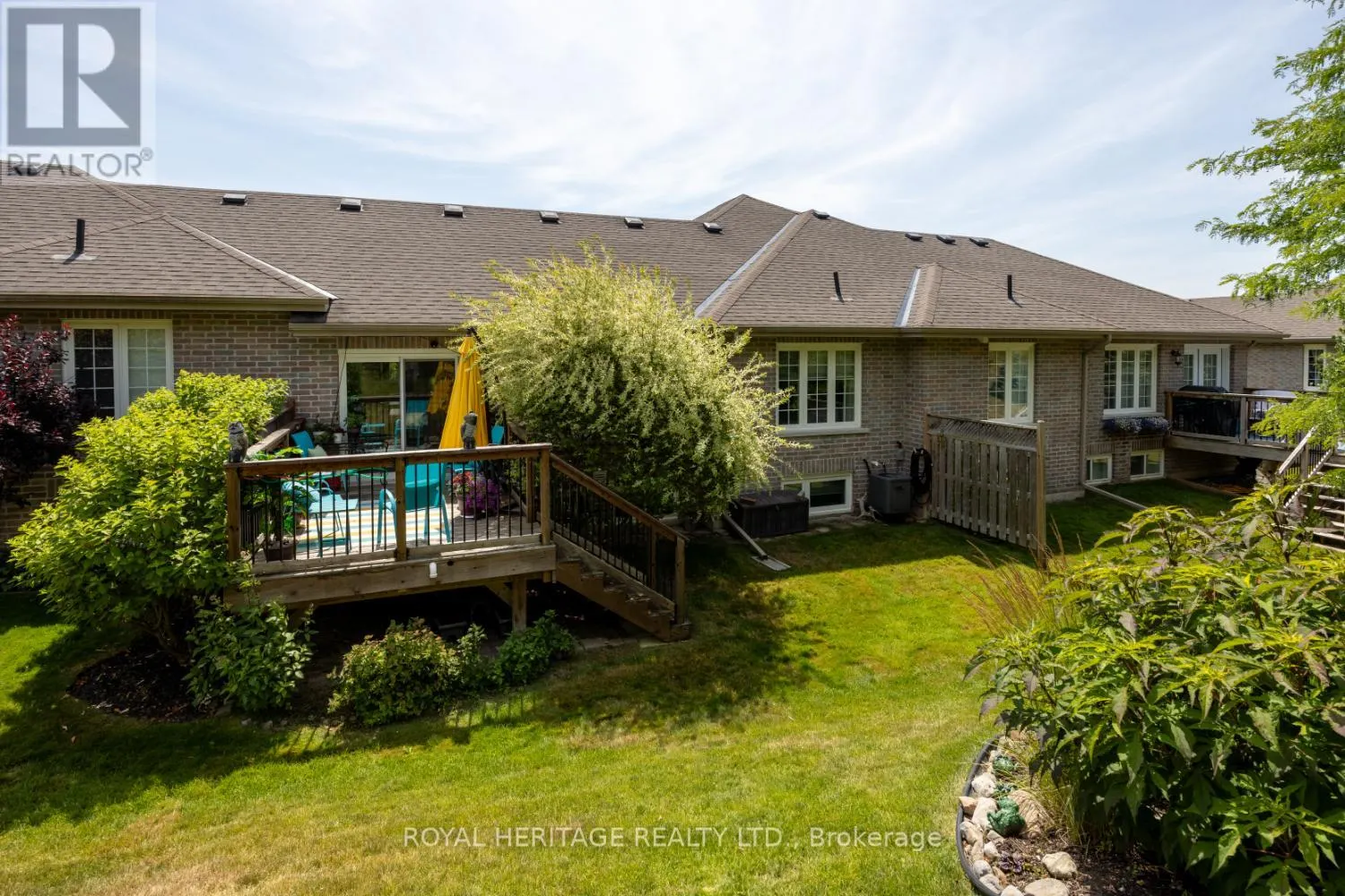 162 - 301 CARNEGIE AVENUE, #162