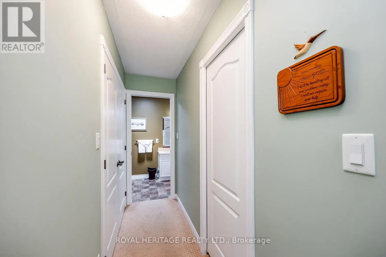 162 - 301 CARNEGIE AVENUE, #162