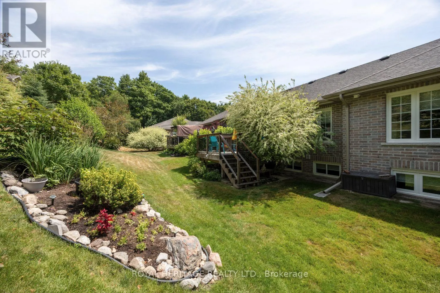 162 - 301 CARNEGIE AVENUE, #162