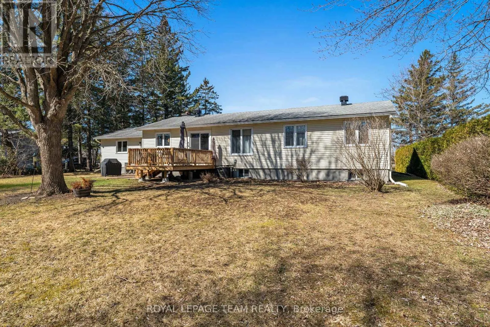 6481 RIDEAU VALLEY DRIVE N