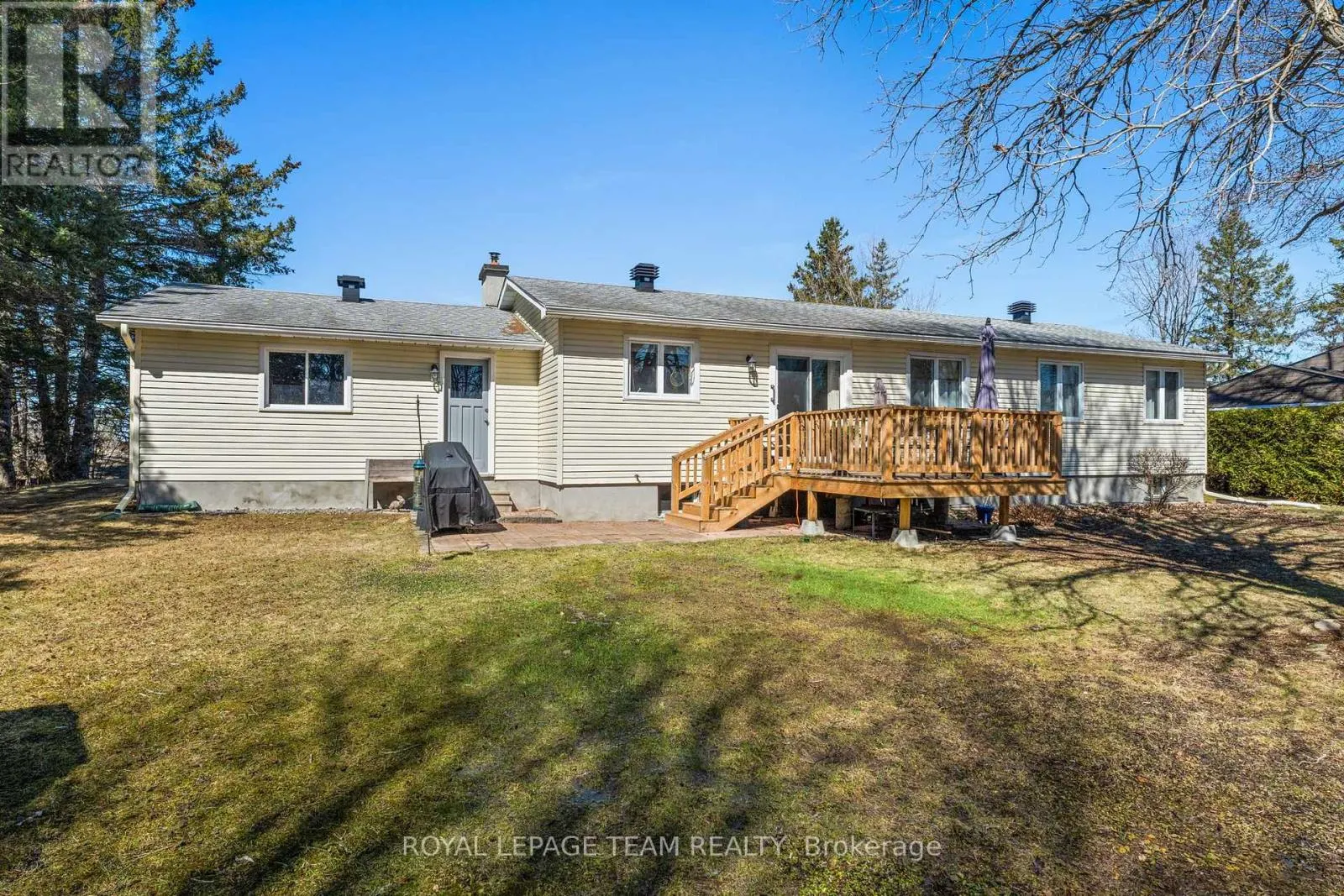 6481 RIDEAU VALLEY DRIVE N