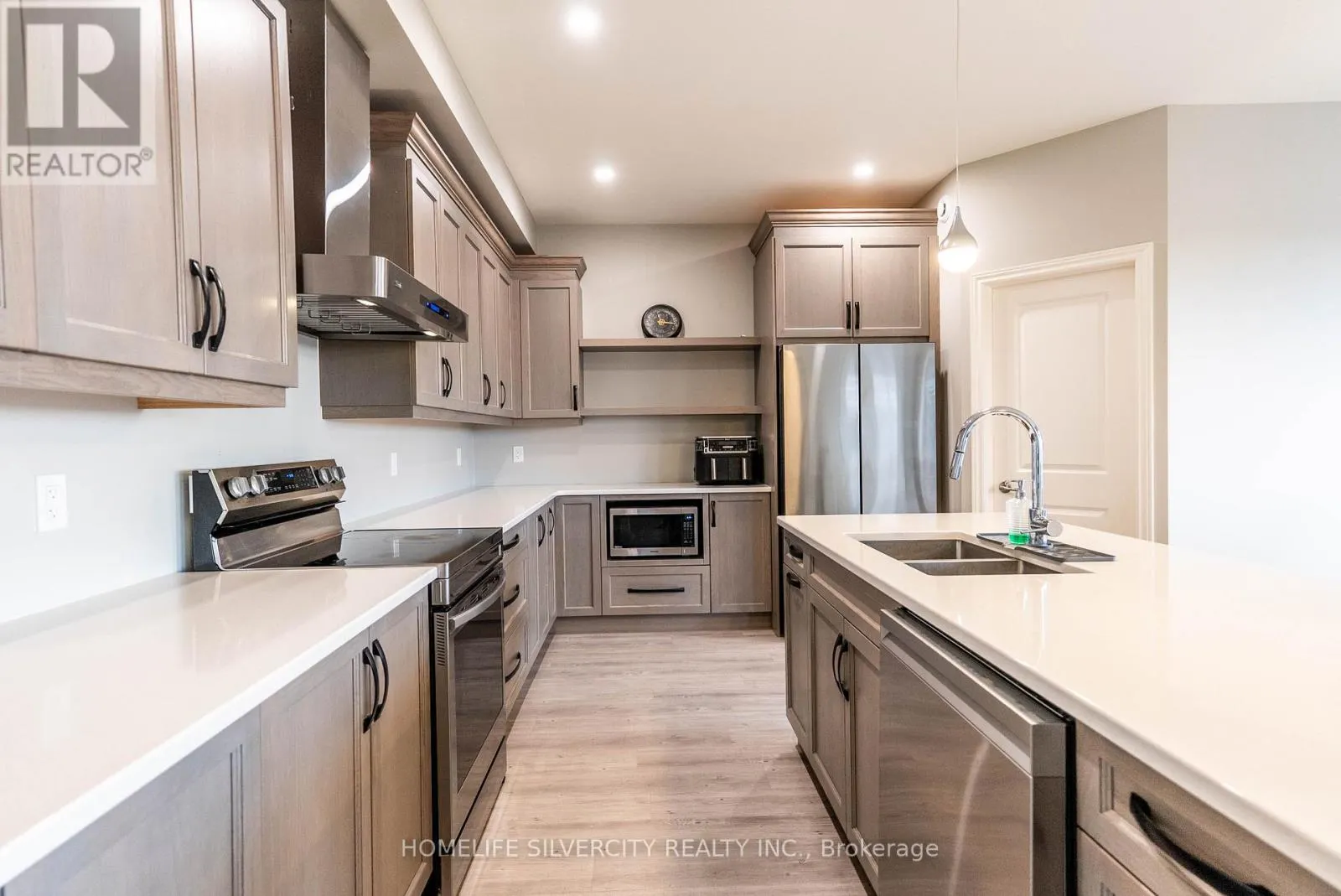 503 BONAVENTURE COURT