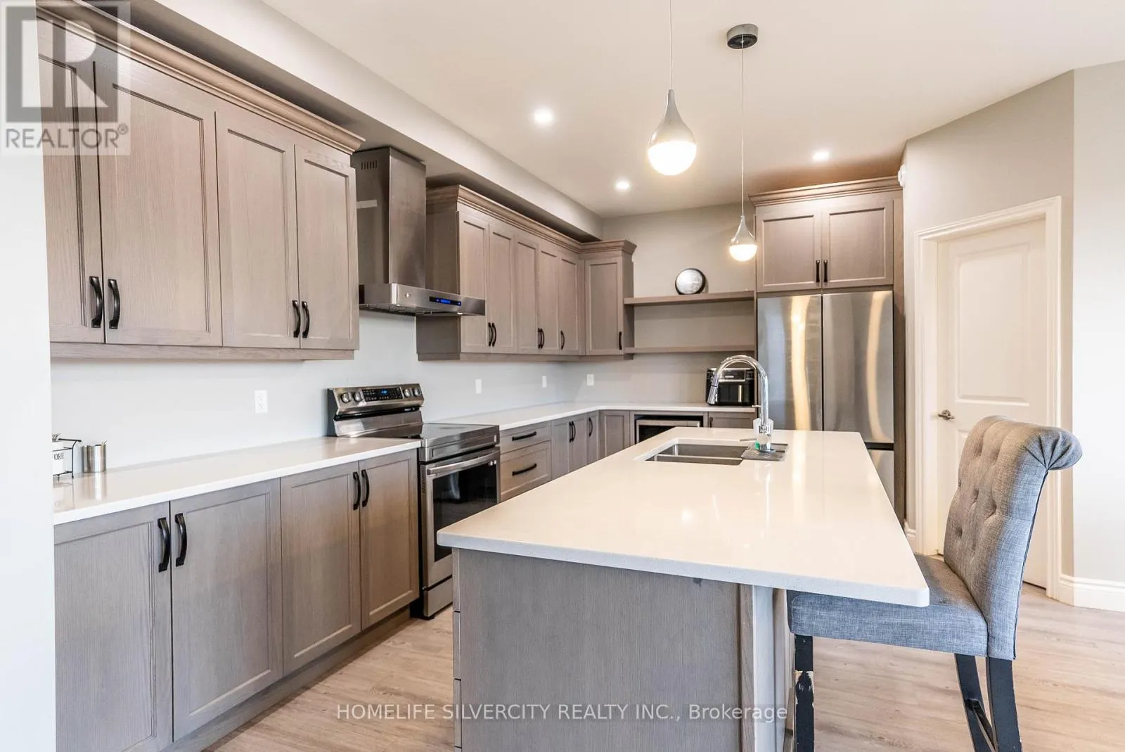 503 BONAVENTURE COURT
