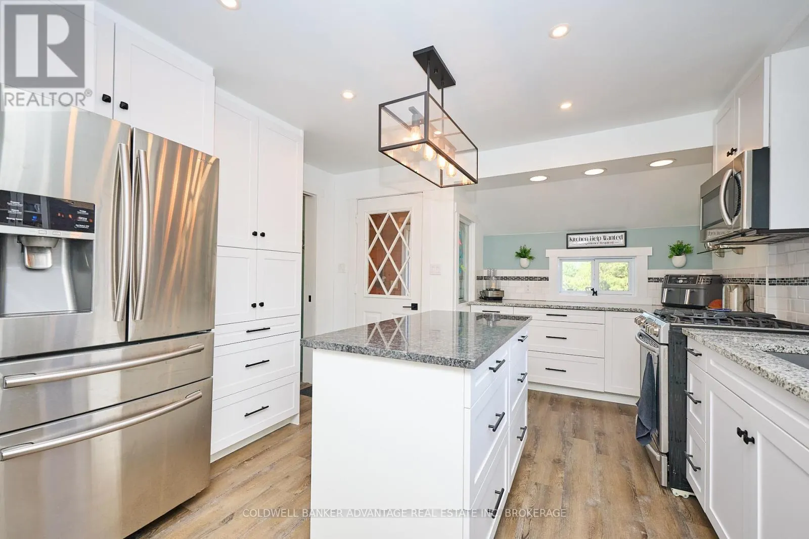 10572 LAKESHORE ROAD