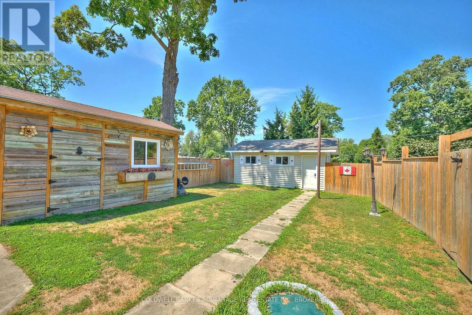 10572 LAKESHORE ROAD