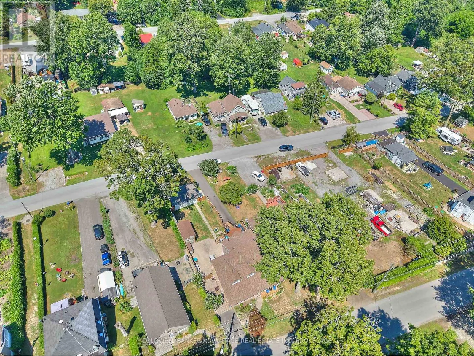 10572 LAKESHORE ROAD
