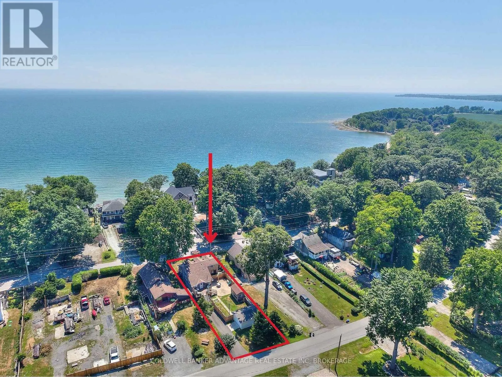 10572 LAKESHORE ROAD