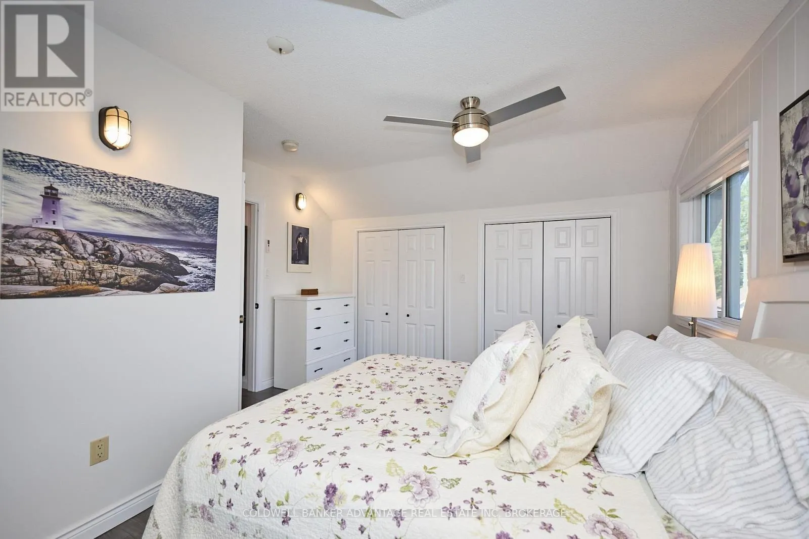 10572 LAKESHORE ROAD
