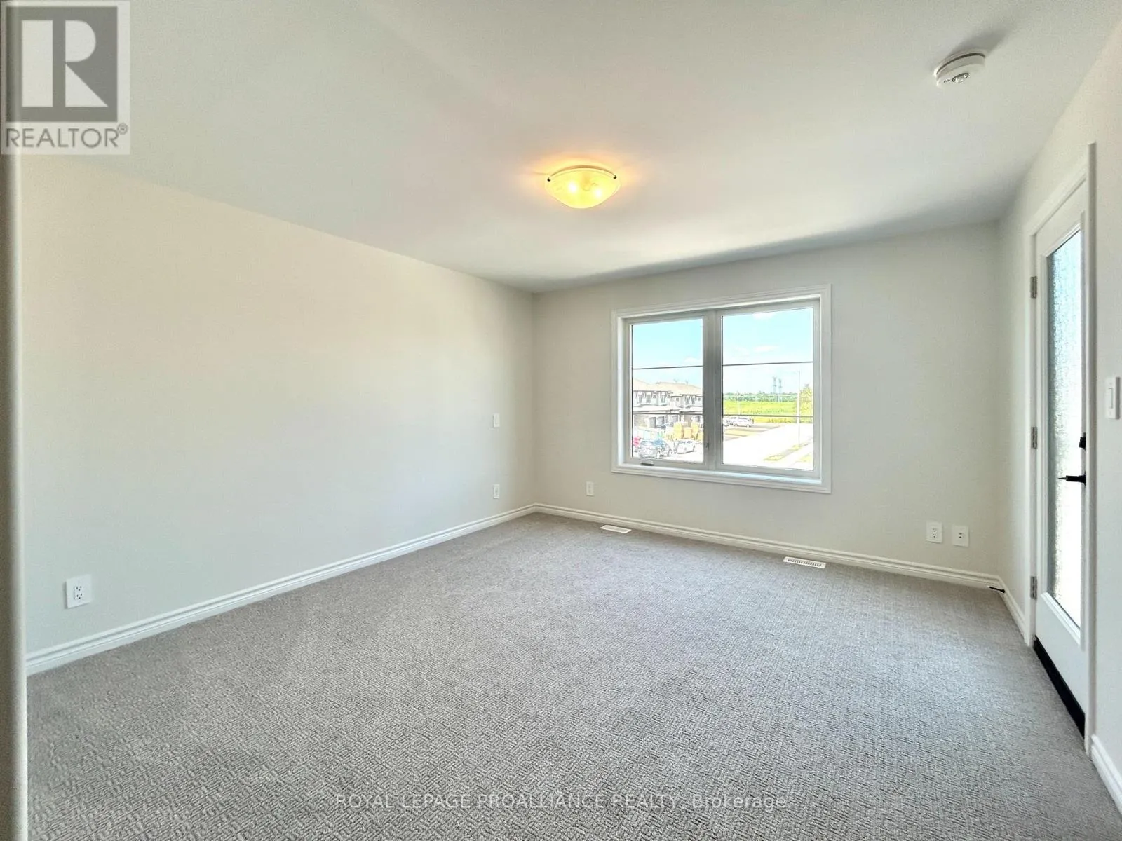 22 RIVERSTONE WAY