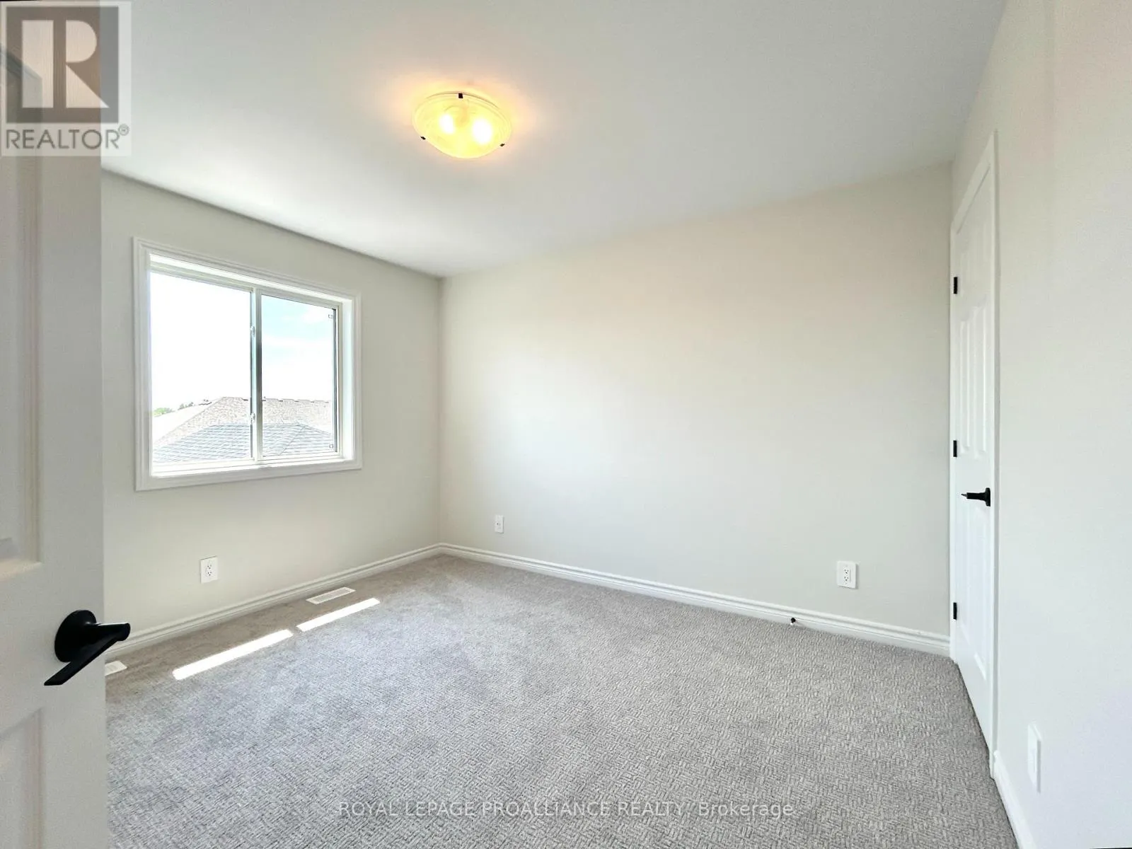 22 RIVERSTONE WAY