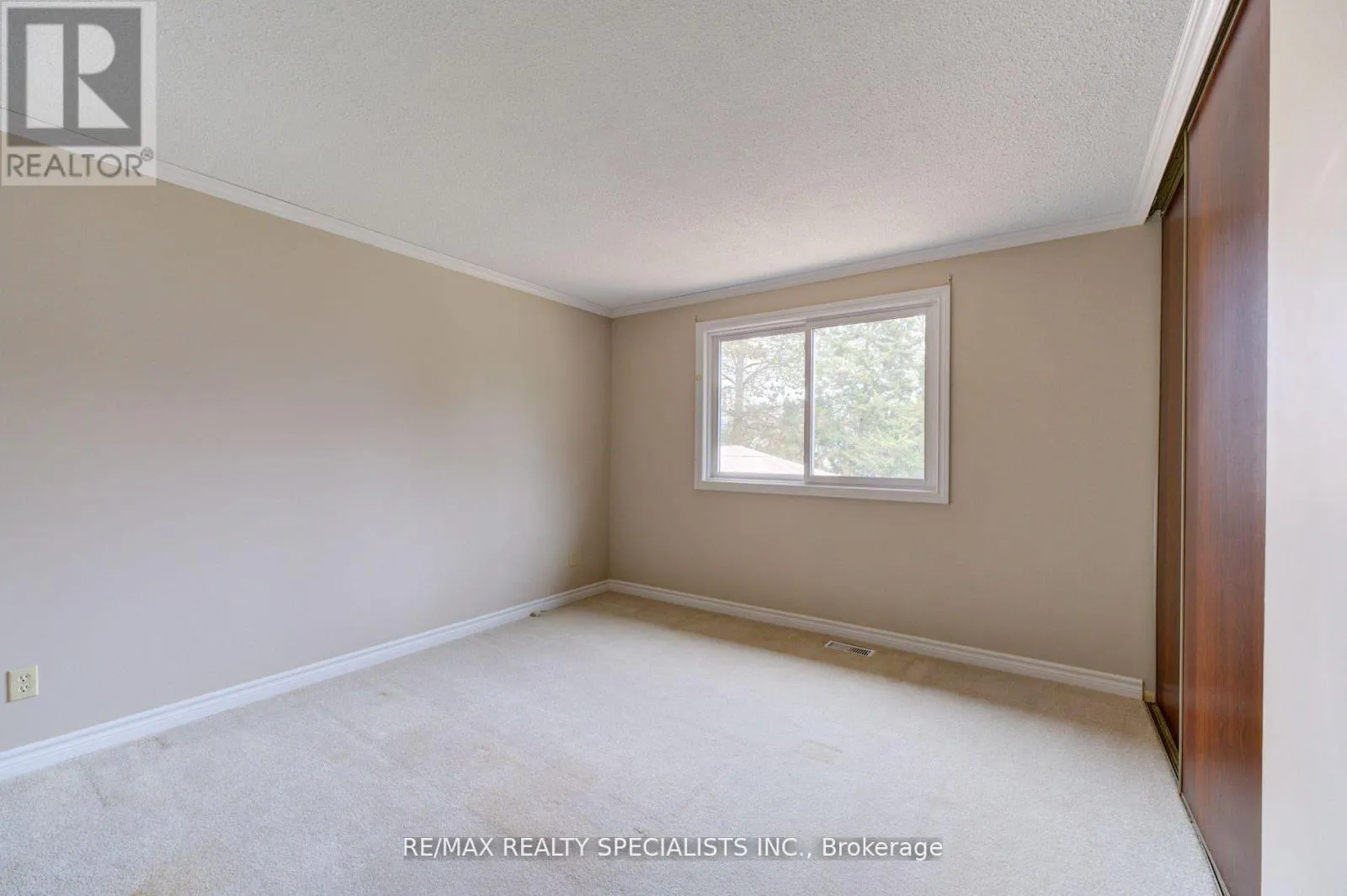 68 ORIOLE PARKWAY
