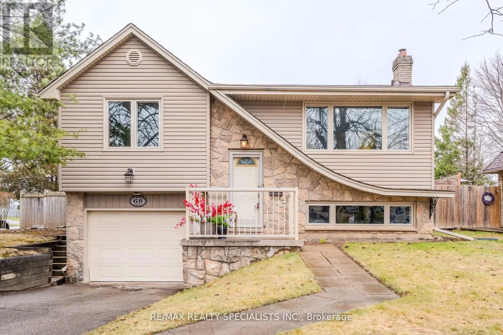 68 ORIOLE PARKWAY