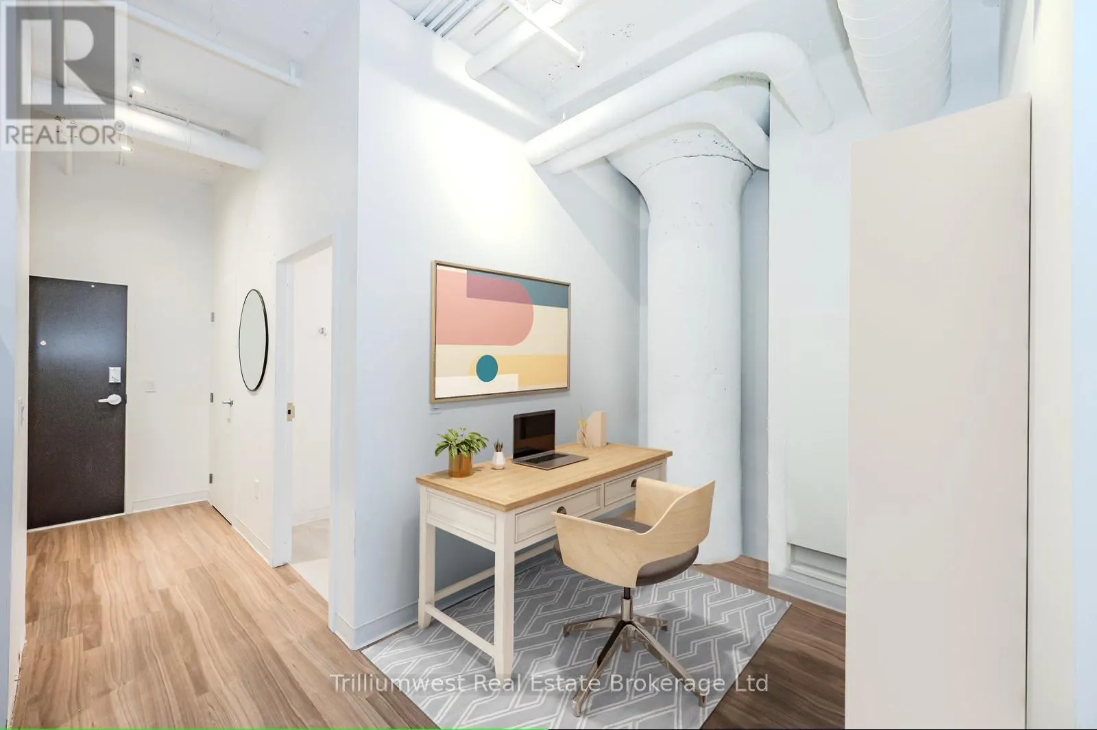 102 - 120 HURON STREET, #102