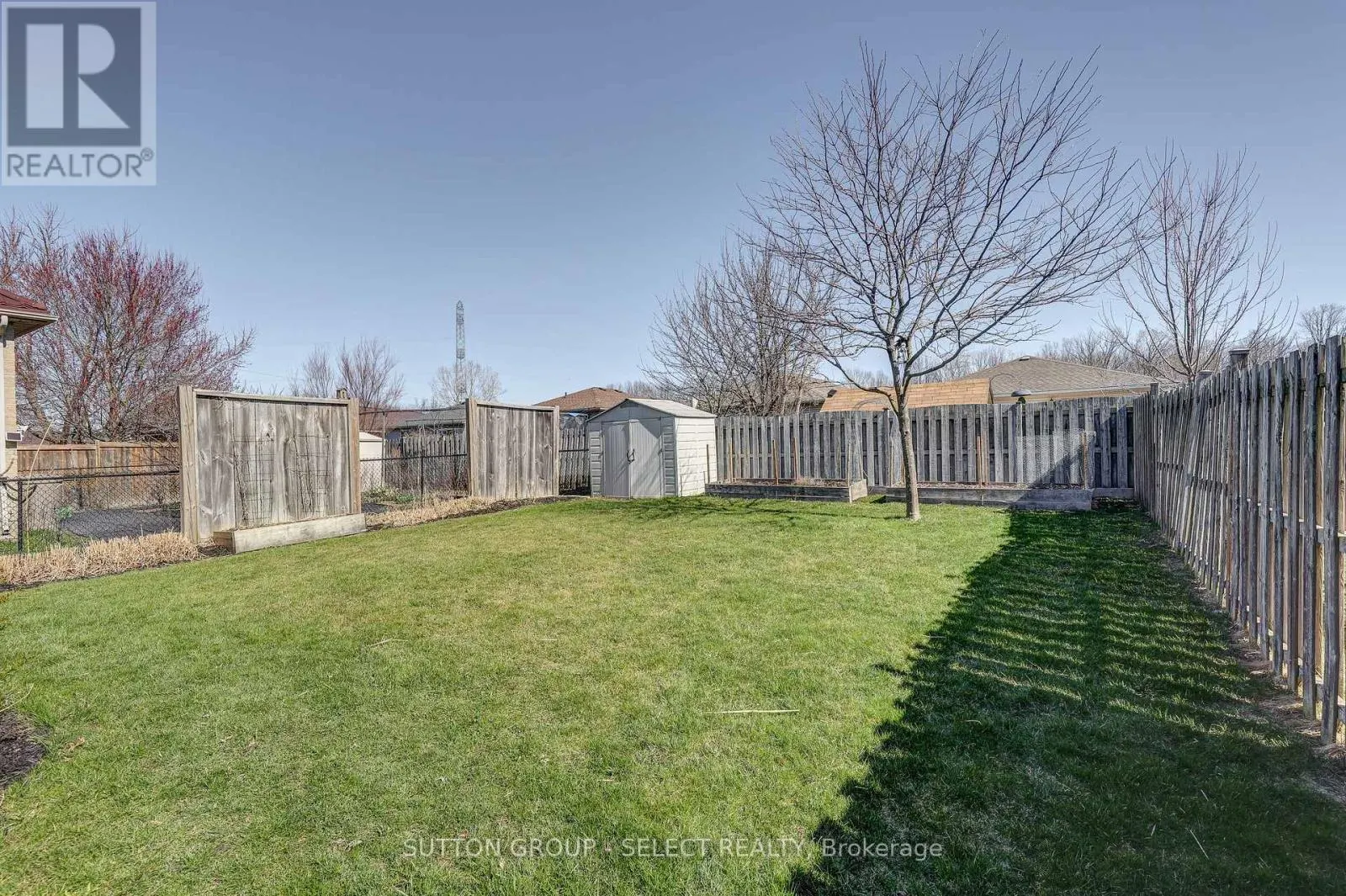 14 PONSFORD PLACE