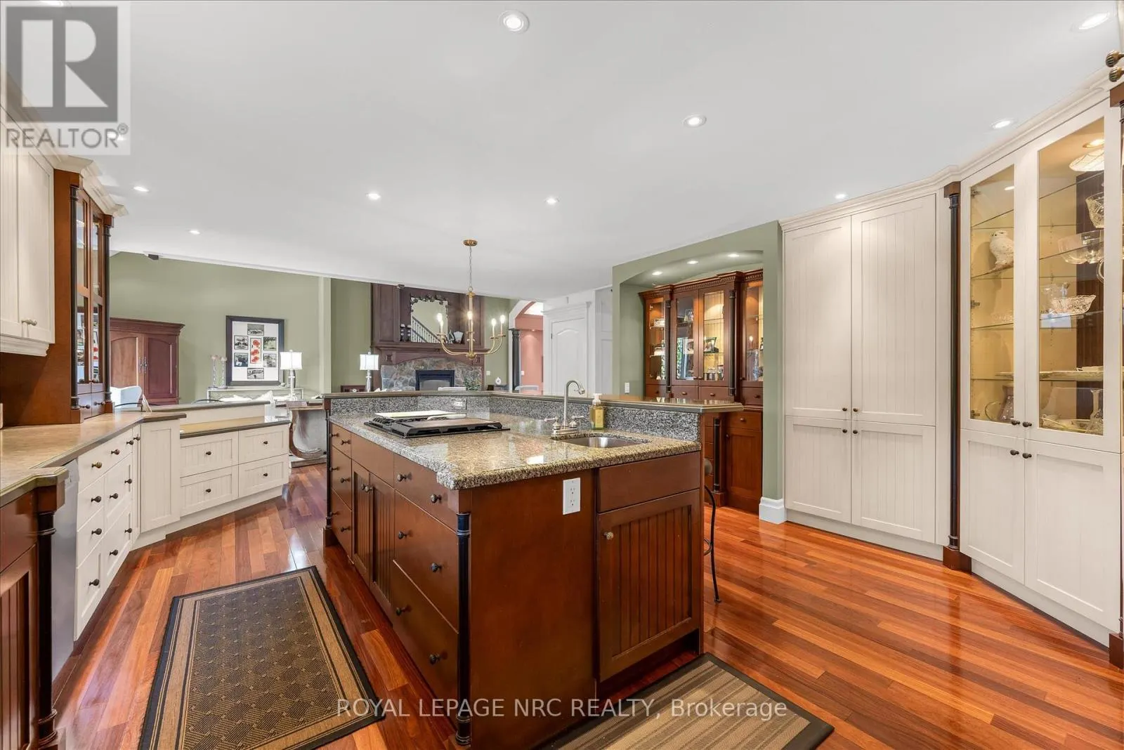 3475 RITTENHOUSE ROAD