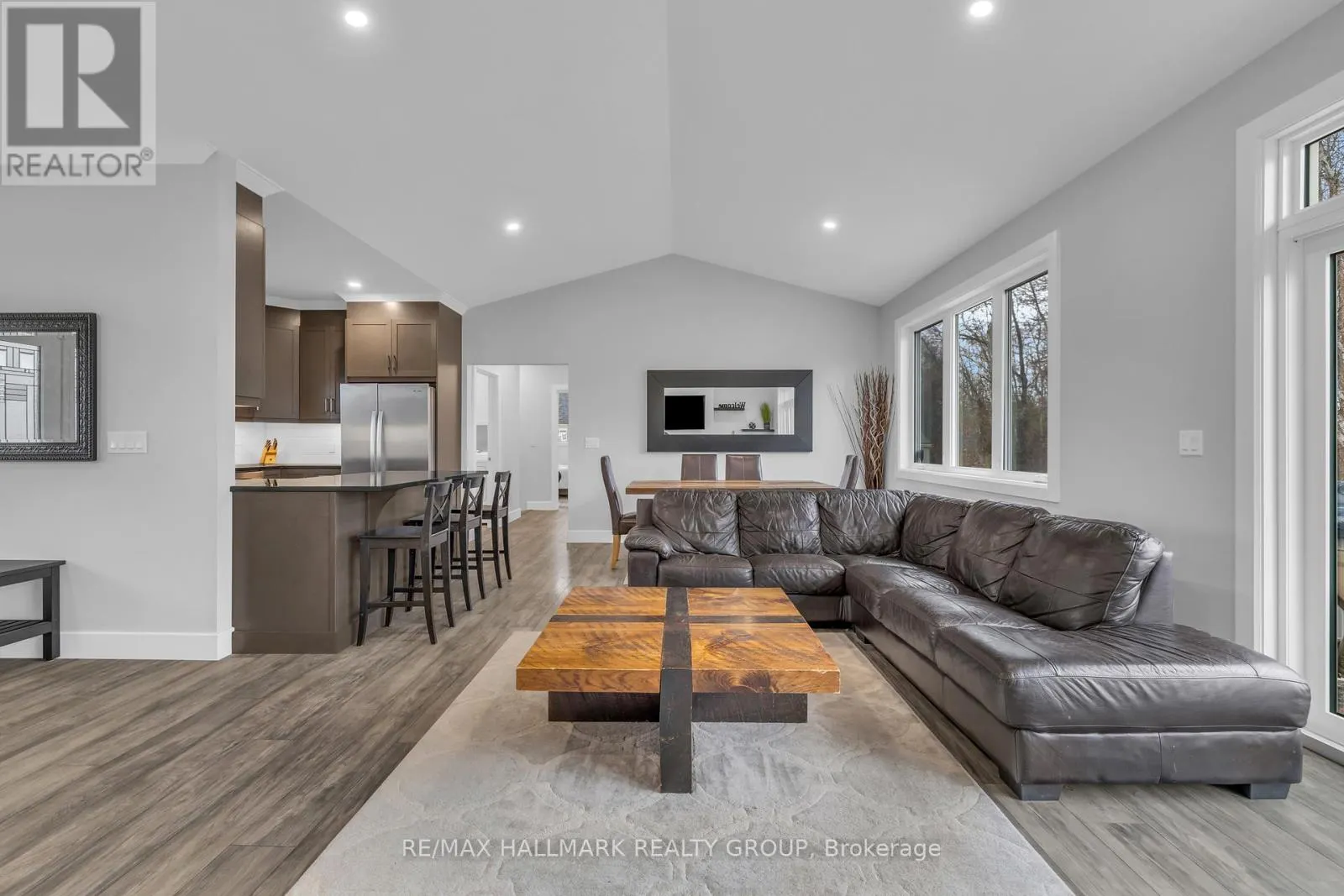 1077 SHEARER DRIVE