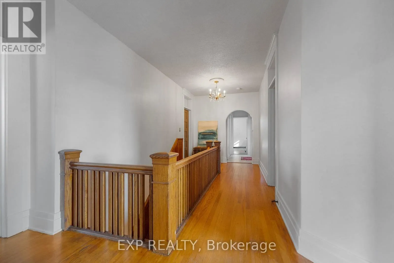 48 HALL AVENUE E