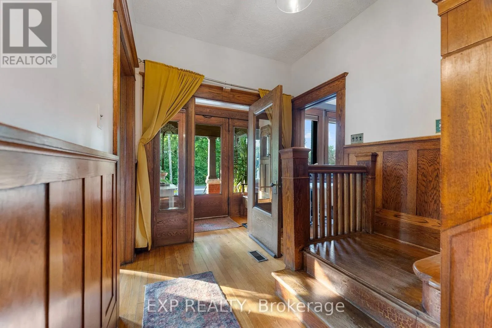 48 HALL AVENUE E