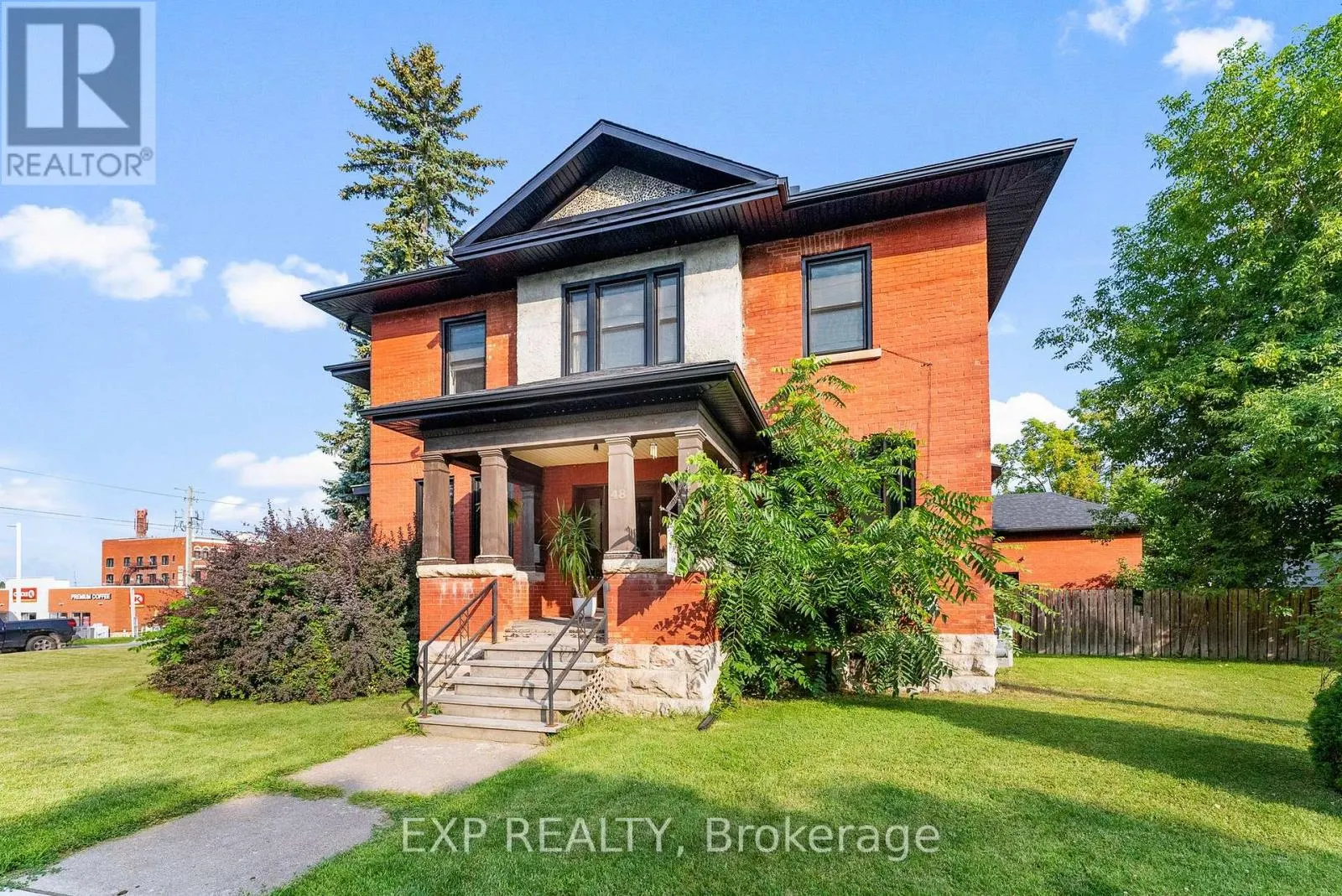 48 HALL AVENUE E