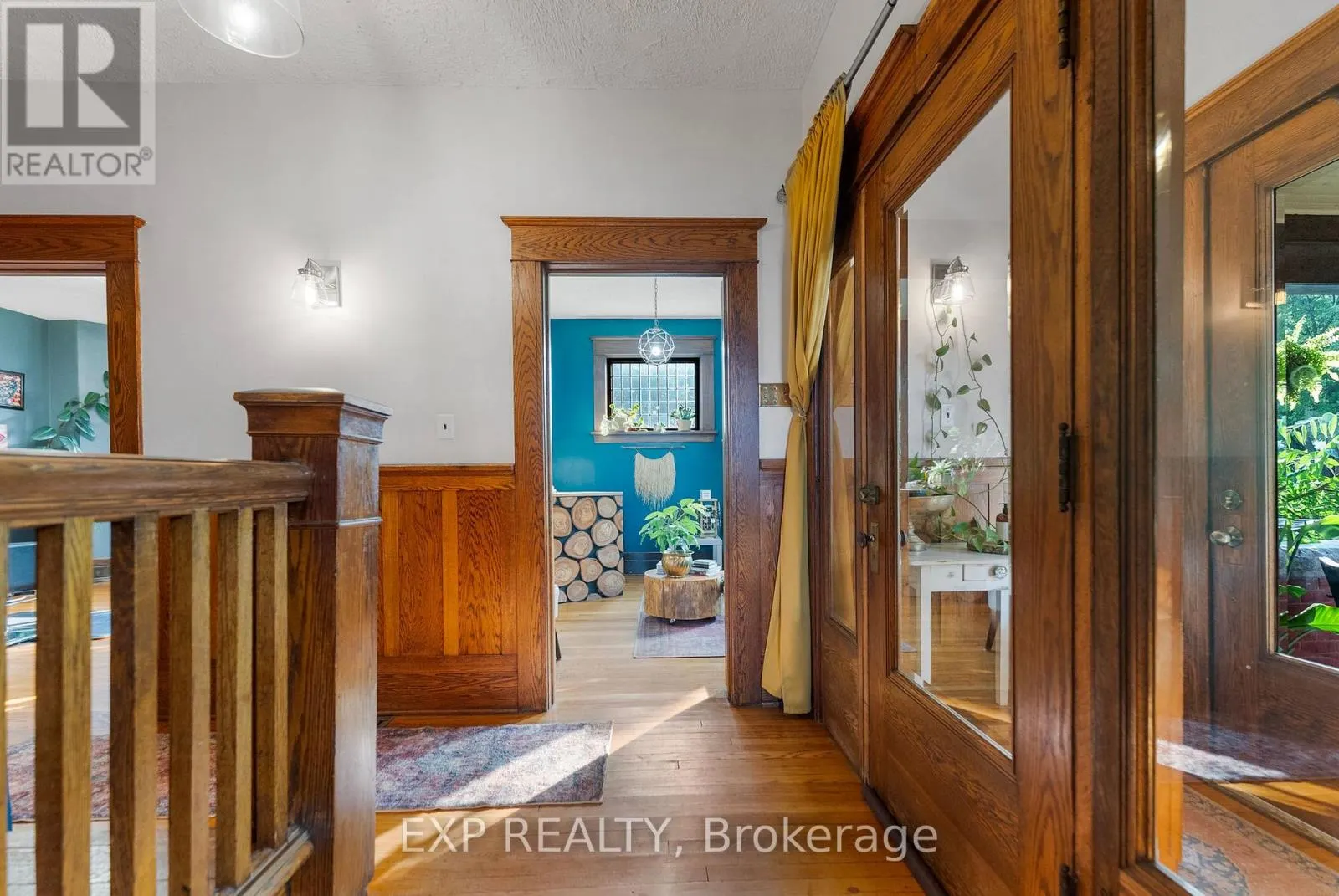 48 HALL AVENUE E