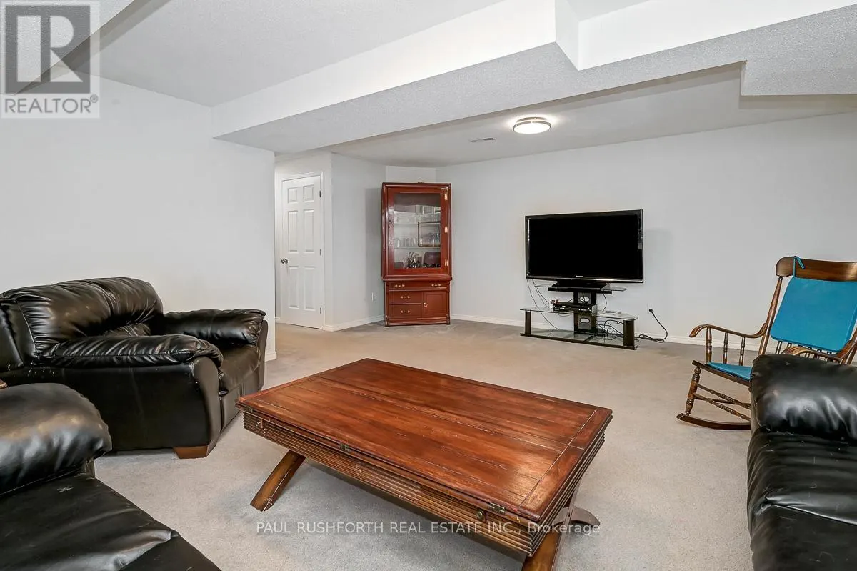 24 HIGHMONT COURT
