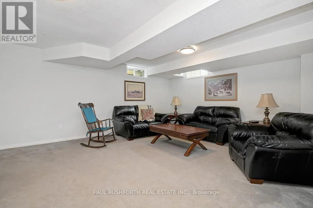 24 HIGHMONT COURT