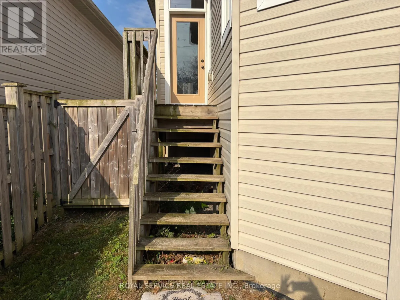 660 PRINCE OF WALES DRIVE