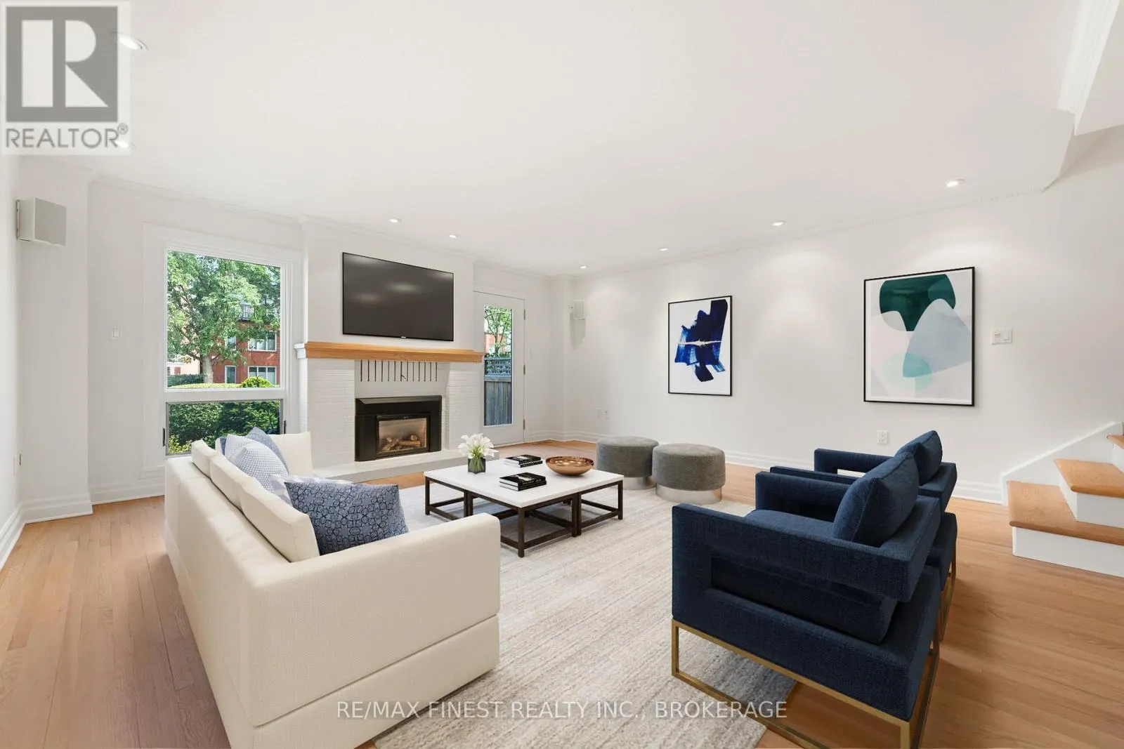 5 - 111 ECHO DRIVE, #5