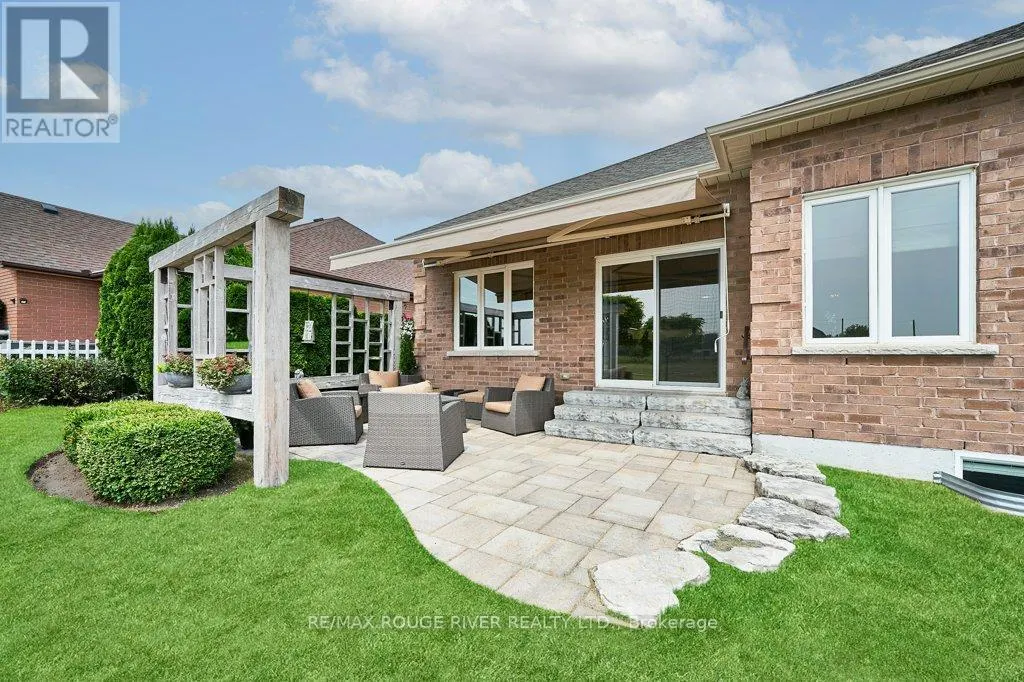 122 SOUTHCREST DRIVE